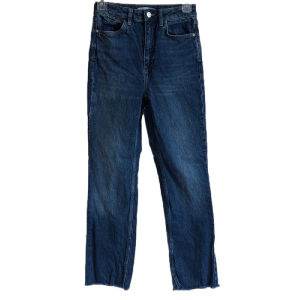 SALE!!! ZARA Size 0 Medium Wash High Waisted Raw Hem Straight Leg Jeans